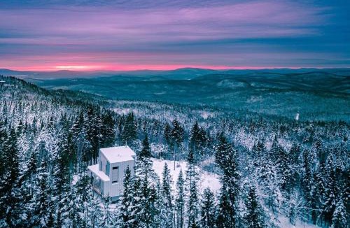 Lac Beauport Ski Chalet | DUN - Panoramic View with Spa Near Quebec City