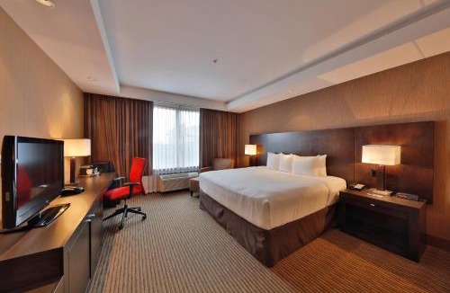 Southeast Edmonton Hotel | Edmonton Hotel & Convention Center Edmonton