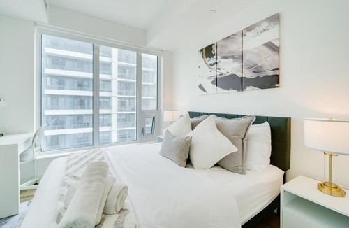 Kitchener Apartment | Elegant Open-Concept Condo in Downtown K-W