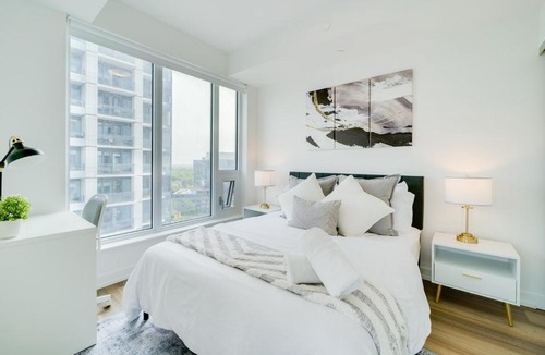 Kitchener Apartment | Elegant Open-Concept Condo in Downtown K-W