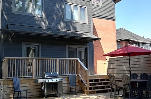 Collingwood House | Elegant & Updated Century Red Brick in Downtown Collingwood