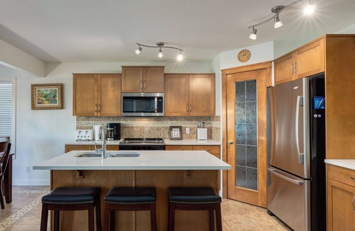 Kincora House | Ember Haven - 1 Hr Banff | Yard | BBQ | 20m Airprt