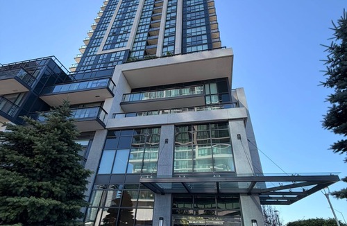 Mississauga Apartment | Entire Beautiful Apartment in Downtown Mississauga
