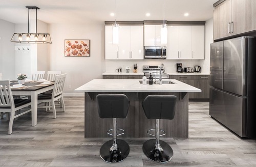 Southeast Calgary House | Entire new built duplex house(two units)