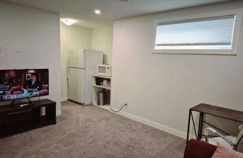 Saskatoon Apartment | Entire one bedroom suite in Saskatoon, Canada with private entrance