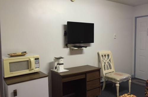 Greenwood Hotel | Evening Star Motel