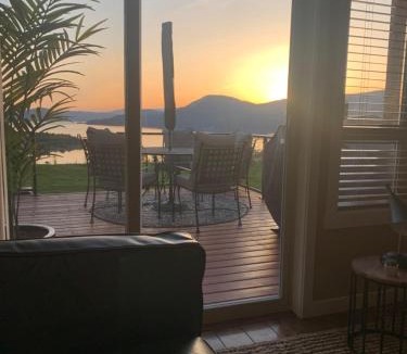 Central Okanagan House | Exceptional Boutique Cottage with Incredible Lake & Vineyard Views at La Casa Resort - Sleeps 6