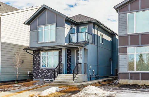 Southwest Edmonton Apartment | Executive Basement suite