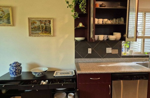 Maple Ridge House | Executive Family Retreat Near Vancouver – Sleeps 6, Golf, Business & Photography