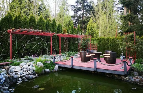 Maple Ridge House | Executive Family Retreat Near Vancouver – Sleeps 6, Golf, Business & Photography