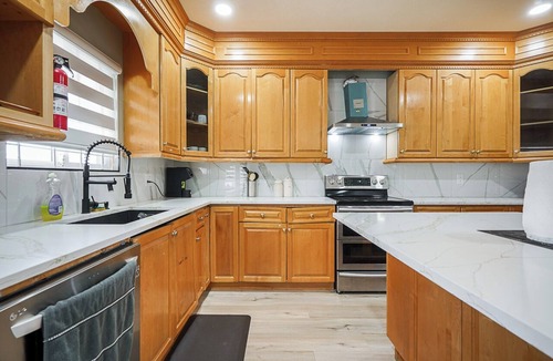 Surrey Newton House | fabulous house in fabulous Surrey with AC