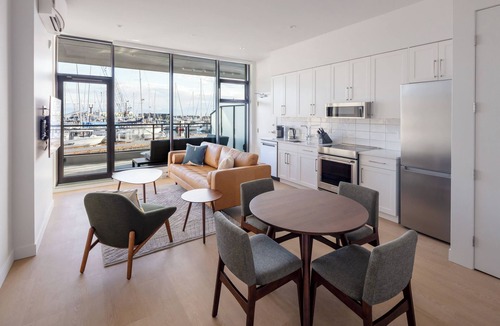 Regional District of Nanaimo Apartment | Fairwinds Residences