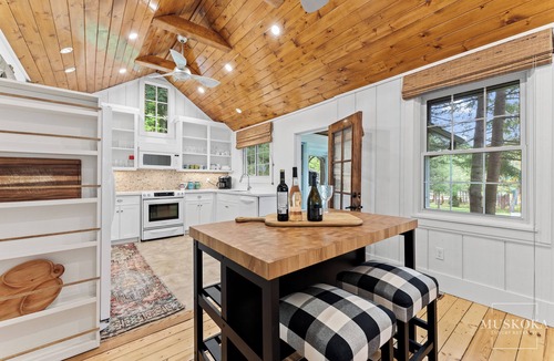 Muskoka Lakes House | Family Cottage on Lake Rosseau