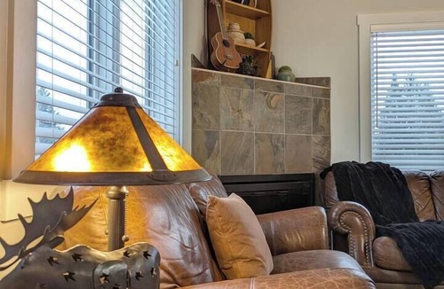 Radium Hot Springs Apartment | Family Friendly Mountain View Penthouse w/Sauna