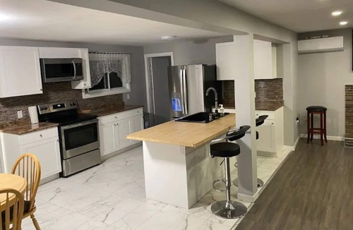 Lower Sackville House | Family Friendly 3 BR Home - Pets Allowed + Free Parking