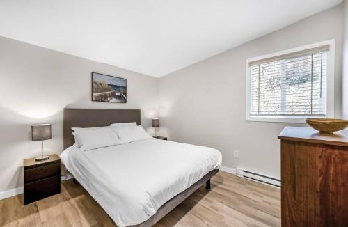 Central Okanagan House | Family-friendly Cottage with amazing views