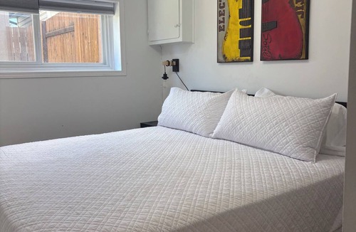 Canyon Meadows House | Family Friendly/South YYC