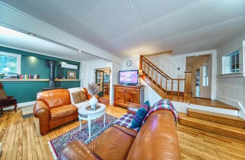 Ayers Cliff House | Family Summer Home in the Eastern Townships