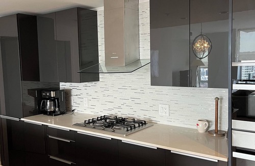 Downtown Vancouver Apartment | Fantastic 2bdr Penthouse corporate condo in terrific location downtown Vancouver