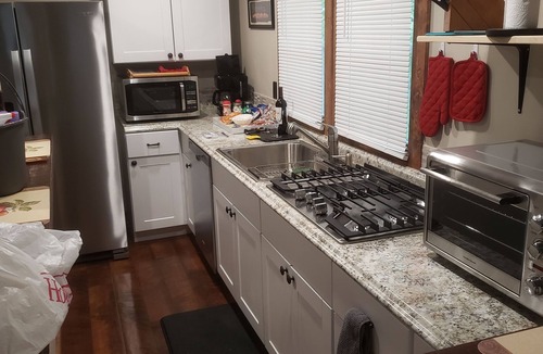 Black Mountain Apartment | Fantastic location with balcony