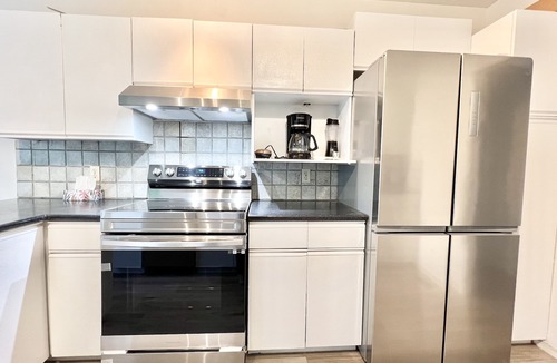 West Vancouver House | Fantastic Oceanview Home Near Beach/Shopping Centre/Downtown/Top Attractions