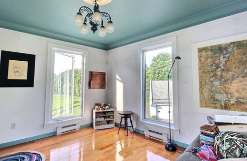 Notre-Dame-du-Mont-Carmel Ski Chalet | Farmer's Cottage