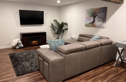 Kamloops House | Feel at home in This 2 Bedroom Basement Suite
