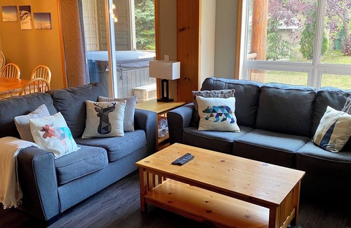 Fernie Condo | Fernie Ski-In Condo, 2 bed, 2 bath, with private hot tub and BBQ.