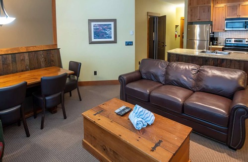 Fernie Condo | Fernie - Timberline Lodges Juniper #631
