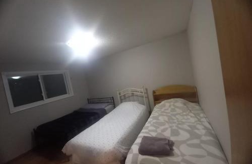Kitchener House | SPORTS FANS STAY-FAST WIFI-FLEXIBLE CHECK IN-Free Parking