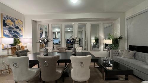 Gormley House | Major international sporting event Luxury Home Sleeps 16 Free Parking - IVYLEA