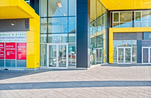 York University Heights Hotel | Finch West Residence Suites - Hotel DUKE
