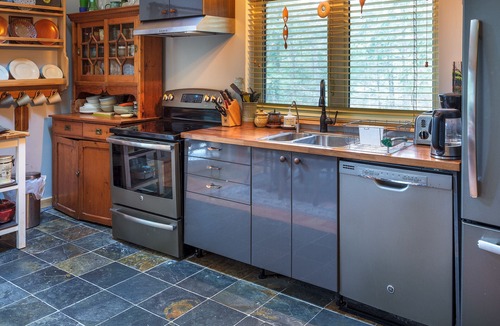 Garden Bay House | Fine Craft Cedar House