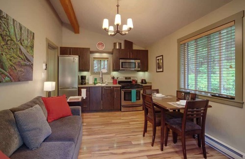 Port Renfrew Cottage | French Girl's Lair - Pet Friendly - Garden View