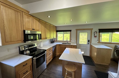 Powell River House | Full house