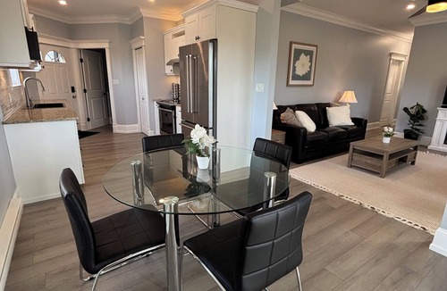 Victoria House | Furnished 2BR 1 bath Extended Stay Rental - Balcony, Mtn Views & Fireplace