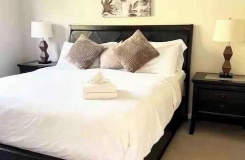 South Pandosy Resort | Furnished 2BR Loft | Kelowna