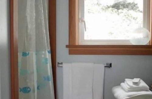Galiano Cabin | Galiano Cabin Hideaway