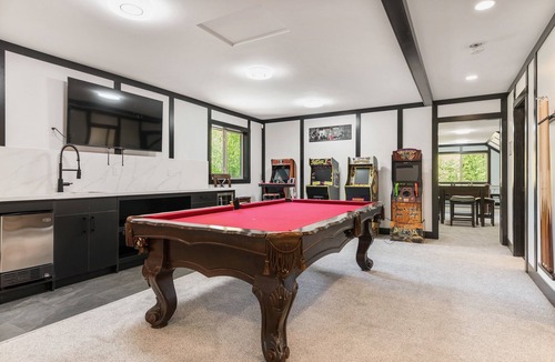 Lindell Beach House | GAME WORLD