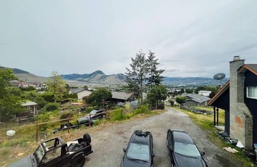 Kamloops Cottage | Garden House