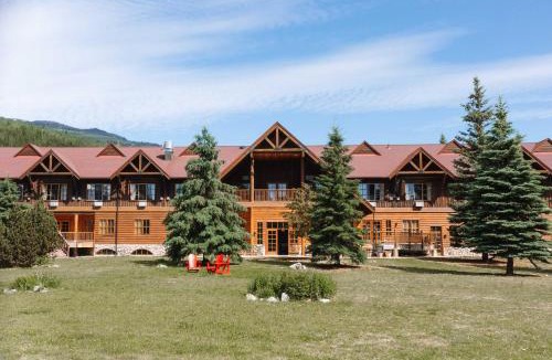 Revelstoke Resort | Glacier House Hotel & Resort