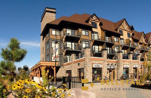 Golden Hotel | Glacier & Mountaineer Lodge
