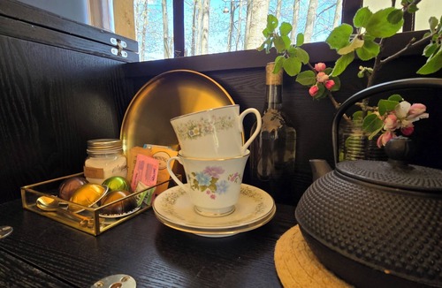 Mono RV Rental | Glamping by Lavender Farm, Brewery, Mono Cliffs, Hockley Valley