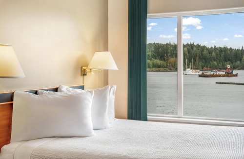 Port Hardy Hotel | Glen Lyon Inn & Suites