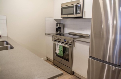Cranston Apartment | GLOBALSTAY. New 1BR Apartment in Cranston area