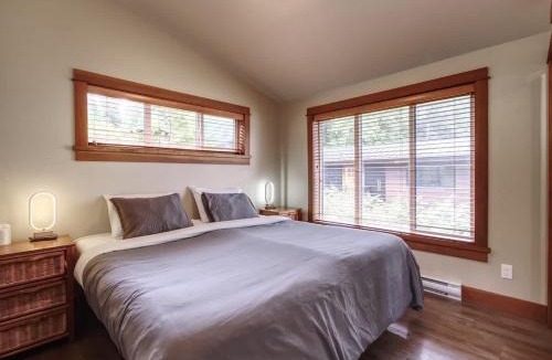 Port Renfrew House | Going Coastal AB - Oceanfront - Pet Friendly