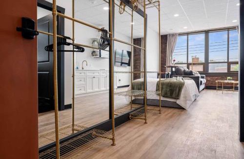 New Glasgow Apartment | Golden Hour @TheMillRowsSuites