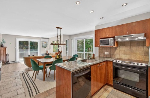 Mont-Tremblant Villa | Golfside Tremblant Retreat | Private Hot Tub