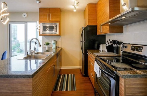 Crosstown Apartment | Gorgeous Downtown Unit with City Views