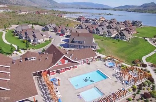 Osoyoos House | Gorgeous View, 4 bedrooms, 3 bathrooms with boat slip